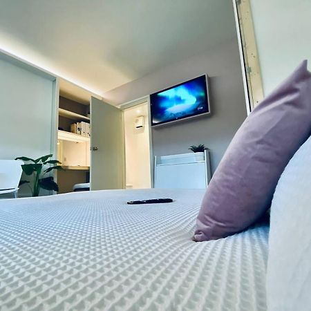 Apt 12 Luxury Living Chic Studio Steps From Beach Hove Extérieur photo